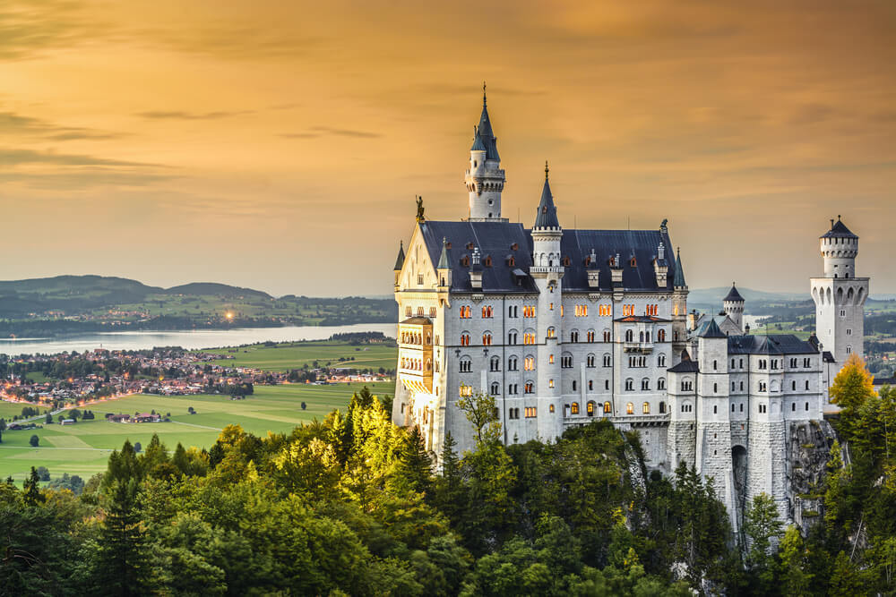 Taxes and Expense Reimbursements in Germany